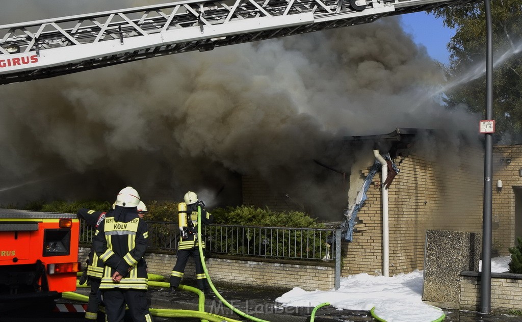 Feuer 2 Y Explo Koeln Hoehenhaus Scheuerhofstr P0032.JPG - Miklos Laubert